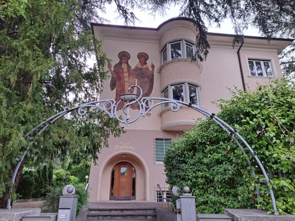 Apartment Mansarde Zeder In Privatvilla Im Zentrum Merans *