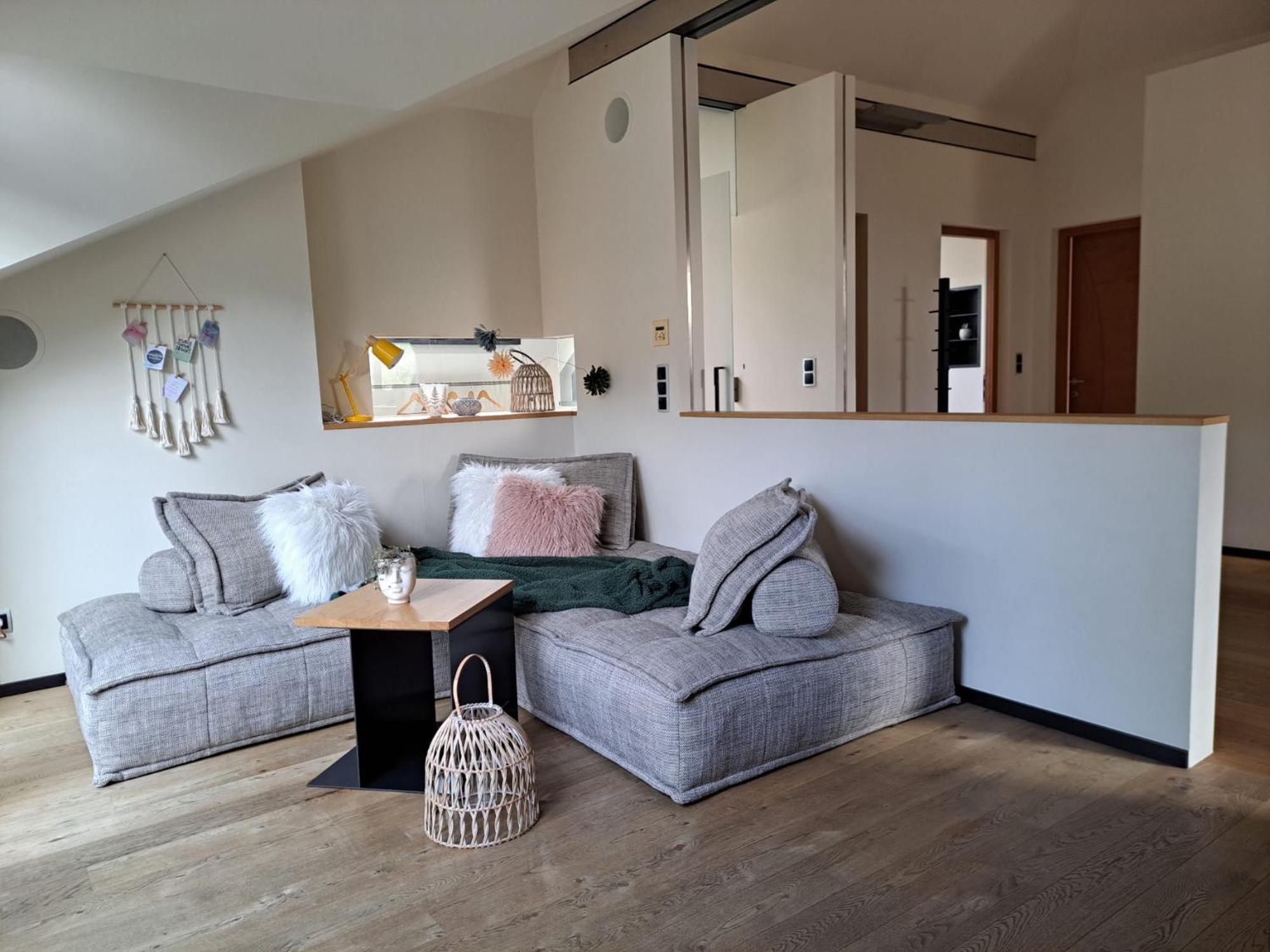 Apartment Mansarde Zeder In Privatvilla Im Zentrum Merans *